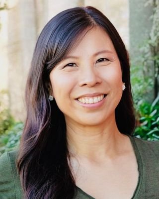 Emily Zhang profile image